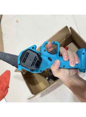 捡漏电锯，DIzy研究，义乌发，剩下都是蓝色瞭