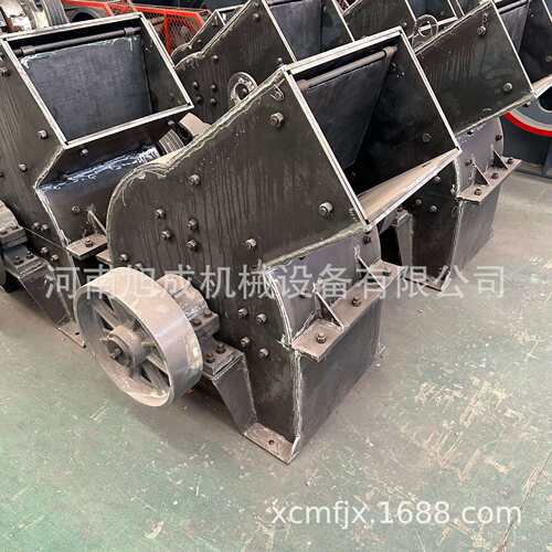 PC-200*300型锤式破碎机出口建筑垃圾碎石机混凝土加气砖粉碎机