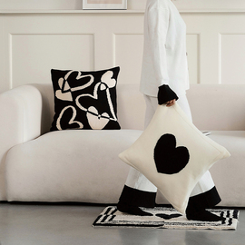 莫语爱心针织抱枕原创设计可爱黑白北欧风，客厅沙发靠枕靠垫含芯