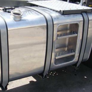 重汽豪瀚豪沃T7H汕德卡C7H600L铝合金踏板油箱WG9925550006