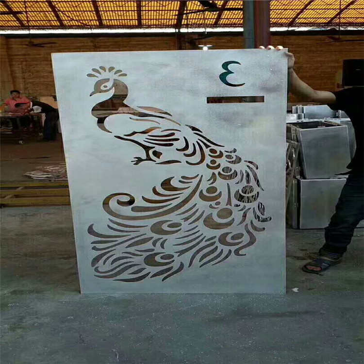 佛山源头厂家直供镂空雕花冲孔穿孔幕墙吊顶氟碳铝单板铝窗花