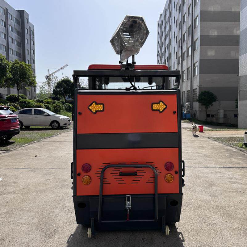 D2200驾驶商式仓清扫车球场电动扫地请咨询下车用工业扫地车物L流