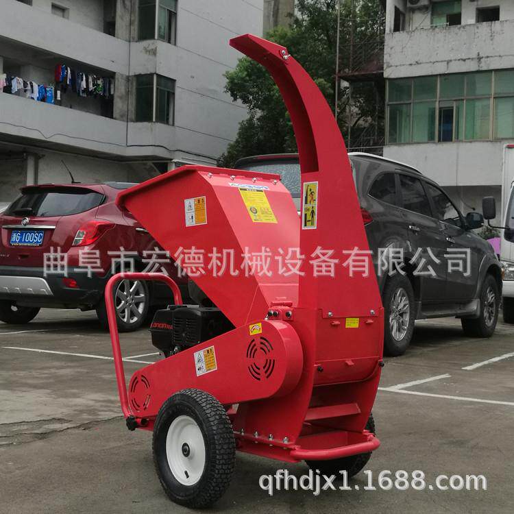 移动式苗圃碎枝机 汽油树枝粉碎机 桃树枝条粉碎机价格