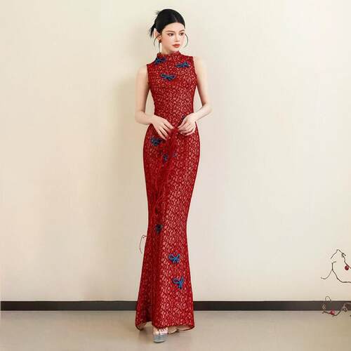 新中式晨袍女小众覆古高级感蕾丝改良旗袍新娘订婚结婚红色敬酒服