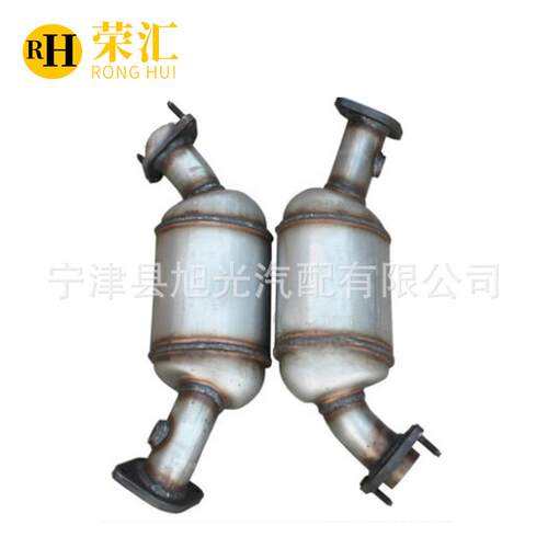 适用凯迪拉克CTS2.8三元催化器汽车尾气净化器ATSXT5赛威SLS