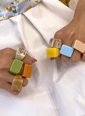 Colored square wide edged resin ring宽边树脂环夸张戒指