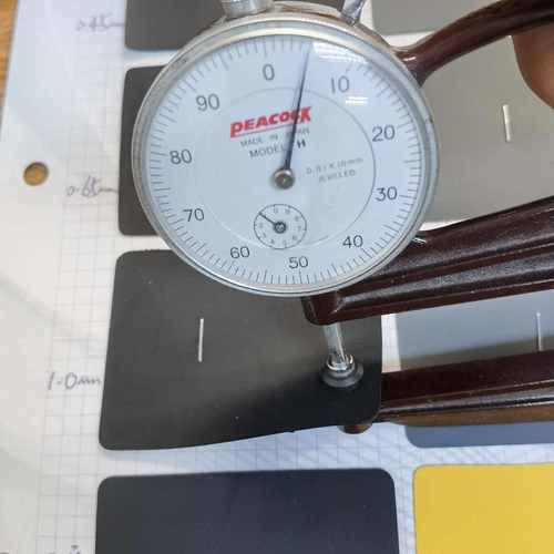 现货供应台湾HYPALON海帕龙海波龙橡胶夹网布1.0MM耐磨耐撕裂功能