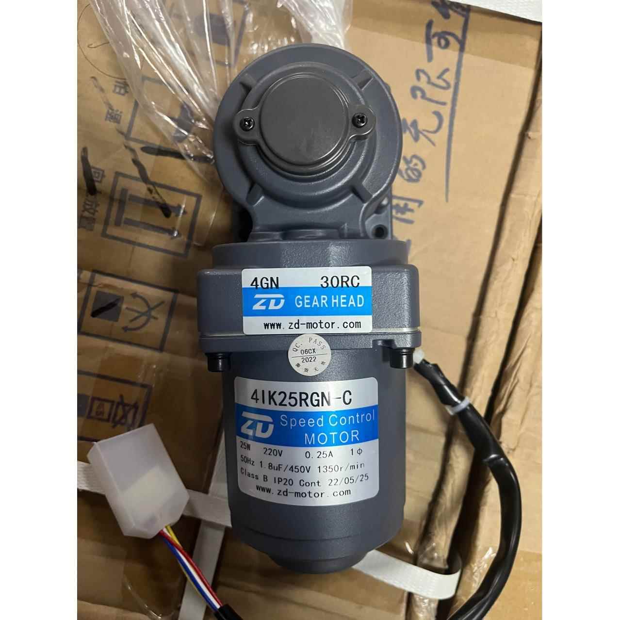 现货供应中大直角调速电机4IK25RGN-C4GN30RC输送线调速器电机