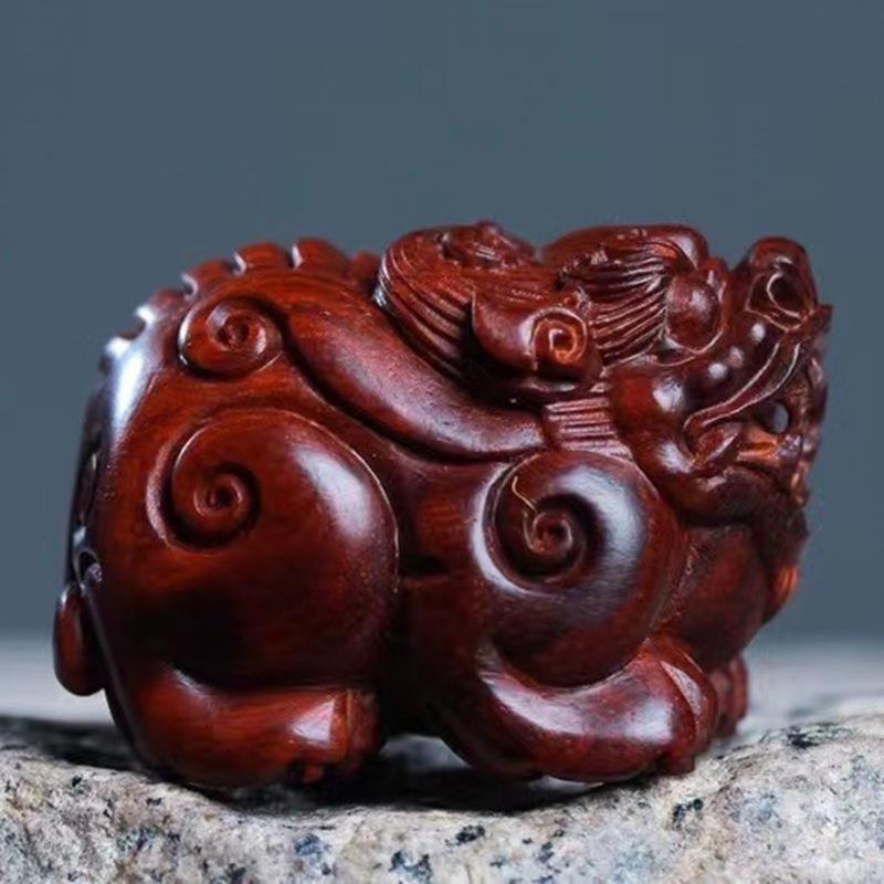 小叶紫檀天禄貔貅手把件瑞兽文玩手把件木雕摆件复古风装饰工艺品