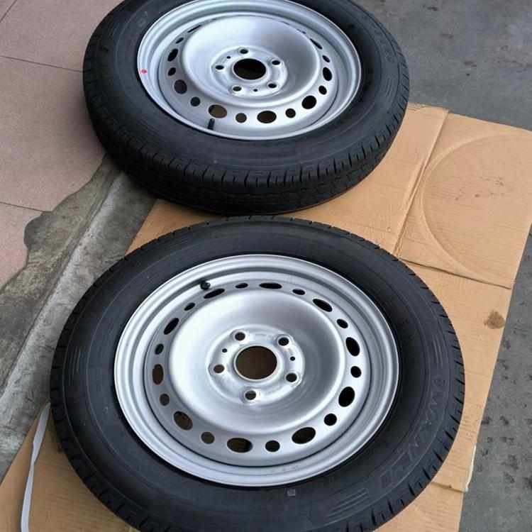 上汽大通EV30L轮胎轮毂全套大通EV30L轮毂带轮胎加厚备胎锻造轮毂