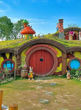 户外景区农场霍比特小屋摆件网红打卡背景墙造景景观装置场景装饰