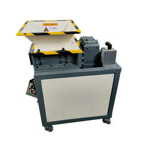 大小型单双轴撕碎机电子元件金属破碎机塑料废纸广告废料粉碎机