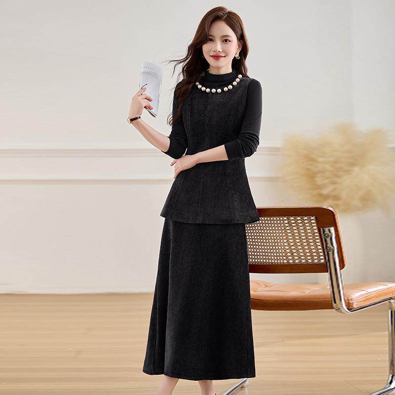 时+尚裙休闲套装春新JX2510-0款半高领打底衫+马甲半三件季套裙