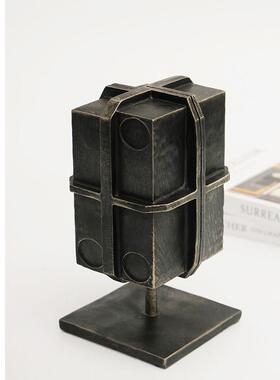 中古侘寂抽象艺术雕塑铸造铁树脂摆件样板间售楼处酒柜书架装饰品