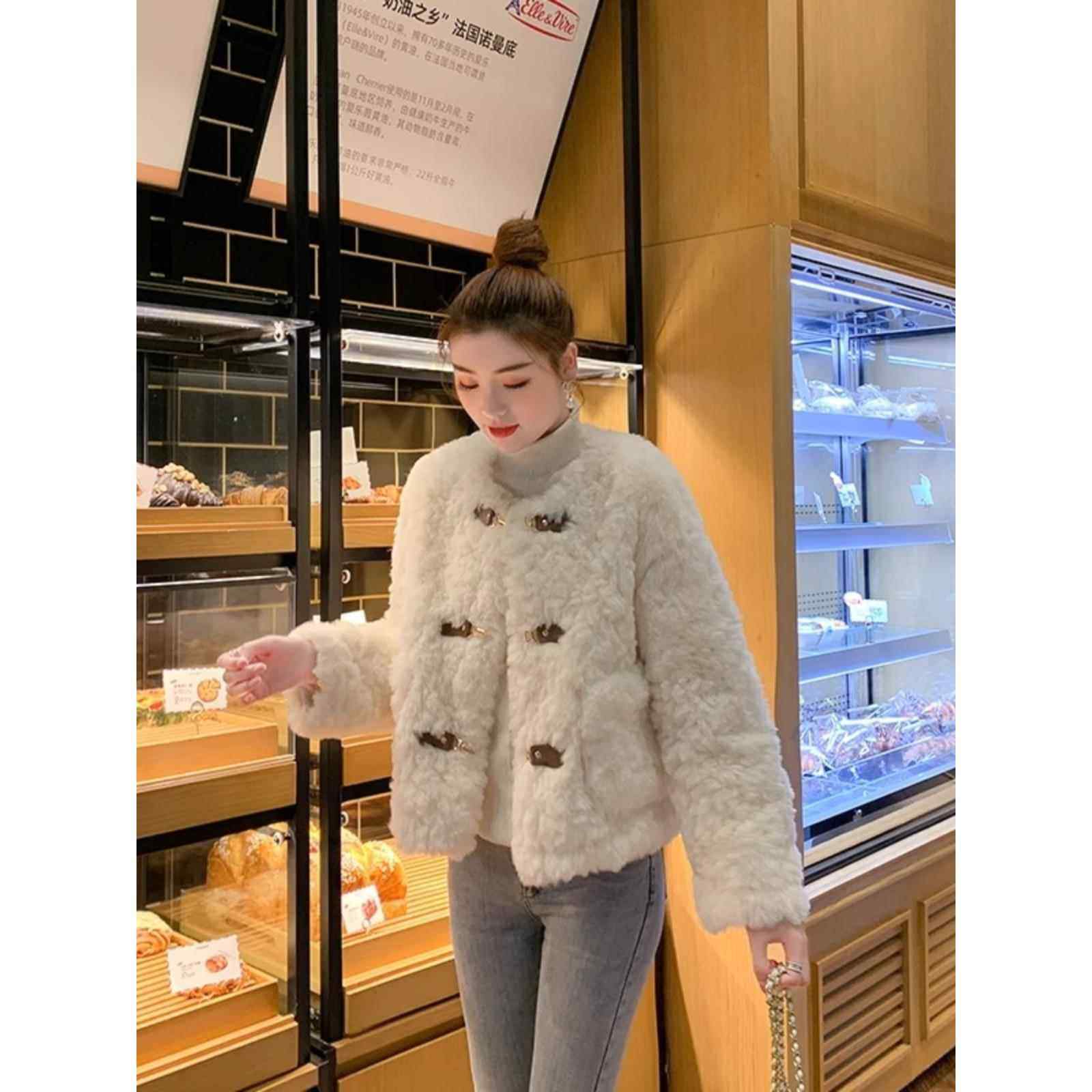 妤朵丽茉小个子短款羊羔毛外套女2025秋冬季新款韩版皮毛一体皮草