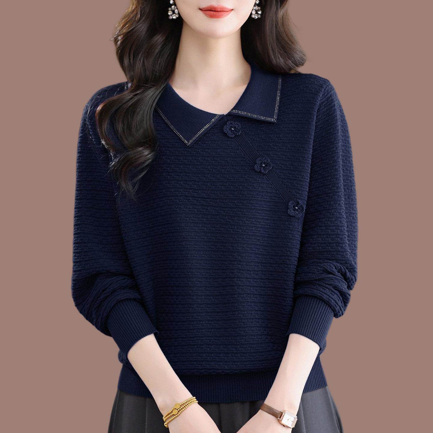 妈妈时尚翻领桑蚕丝长袖t恤女春装洋气烫钻宽松大码显瘦打底衫薄