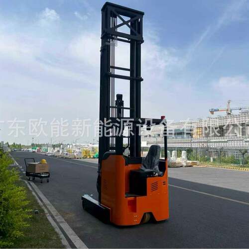 1.5T/2T升举3M-12M全电动座驾前移式堆车Electric Reach Truck