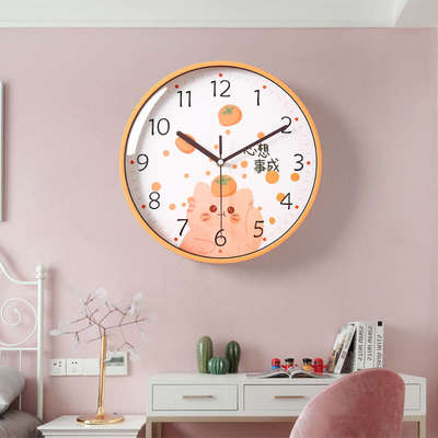 卡通挂钟儿童房客厅石英挂墙钟表家用卧室新款2023网红静音小时钟
