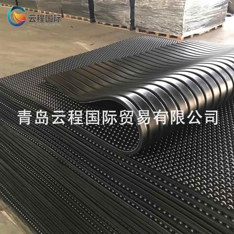 橡胶牛卧床垫 牛棚垫 耐磨牛马垫 马场橡胶垫 云程价格优惠