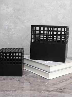 新中国风黑色多孔方形金属镂空装饰样板房销售部门酒柜桌面家居装