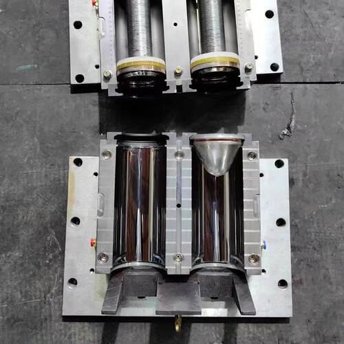 吹瓶模具半自动吹瓶模具15升一次性桶20升桶吹瓶模具