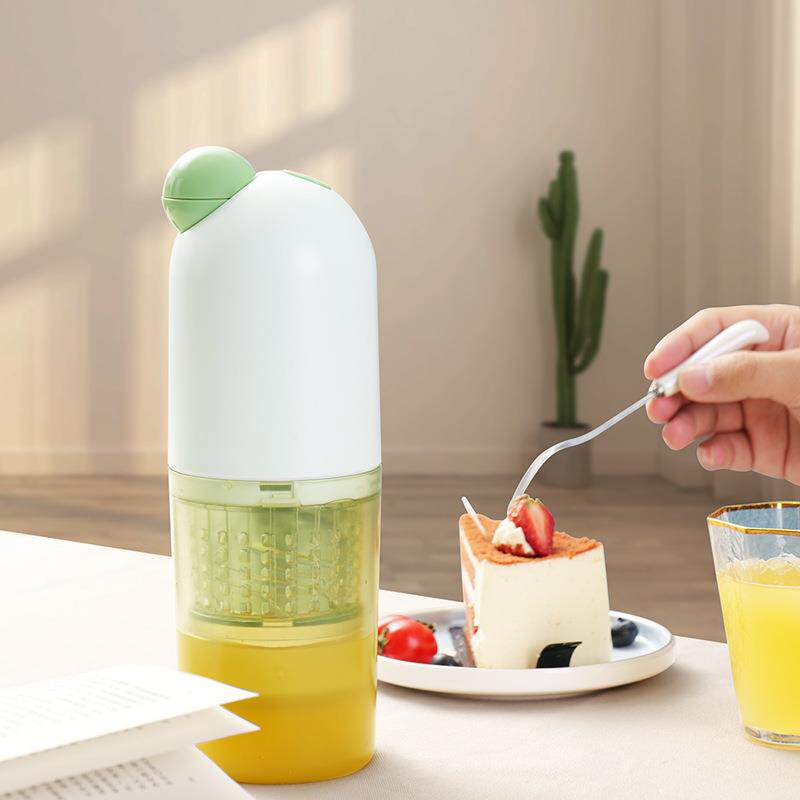 随身便携式榨汁机迷你渣汁分离果蔬原汁机家用小型无线电动榨汁机