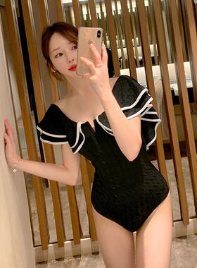 Black and white special fabric with high aesthetic value,