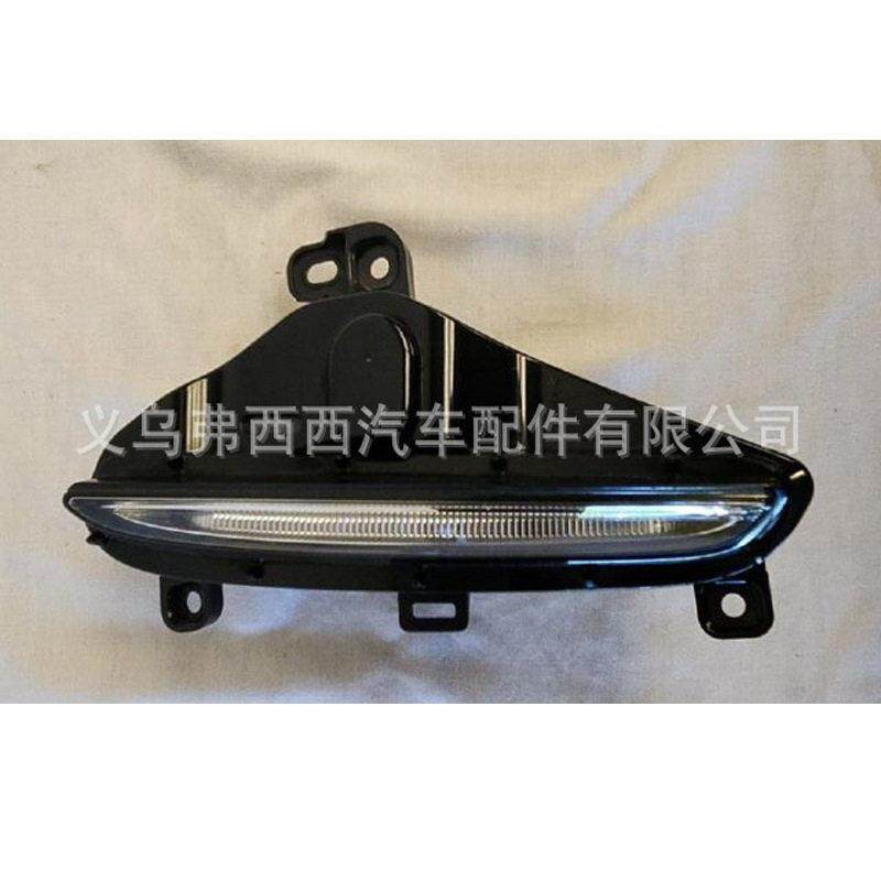LED雾灯适用于丰田RAV4 2022美版雾灯带黑色灯框雾灯跨境