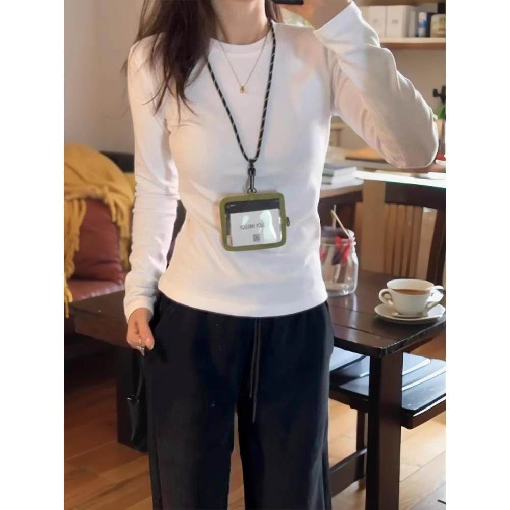 白色内搭打底衫长袖上衣女外穿春秋冬季加绒修身显瘦正肩圆领t恤