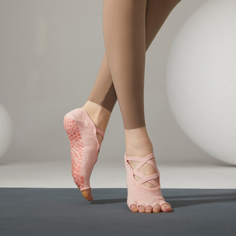 脚背交叉绑带专业瑜伽普拉提防滑袜运动健身跳操五指袜春薄棉袜,女士内衣/男士内衣/家居服,连裤袜/打底袜,淘宝优惠券,粉丝福利购,淘宝优惠卷