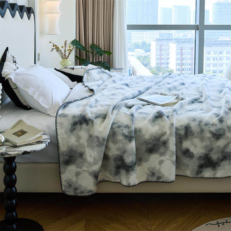 轻奢金貂绒水墨印花金貂绒盖毯办公室毛毯单双人沙发毯保暖披肩毯