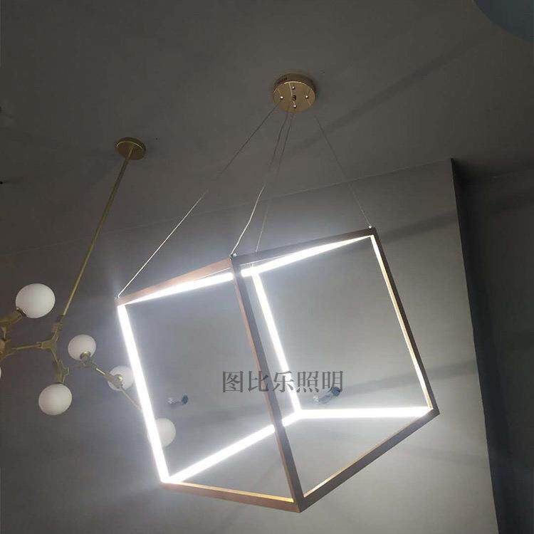 新款工程灯具后现代简约正方形方框LED几何吧台前台酒店艺术吊灯