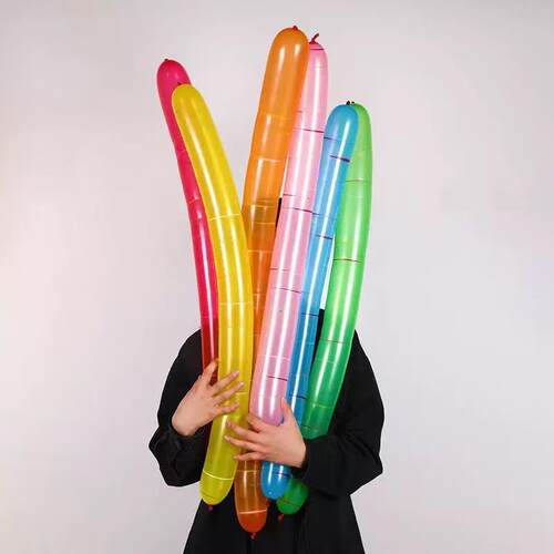 Rocket Balloon Soaring with Sounds, Thickened Rocket Childre