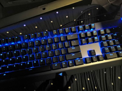 请教老铁入手雷蛇黑寡妇蜘蛛键盘怎么样，新手必看内情