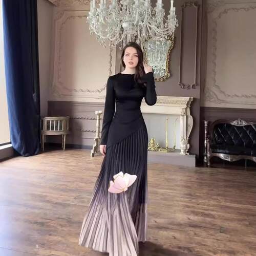 Gradient pleated long dress for women