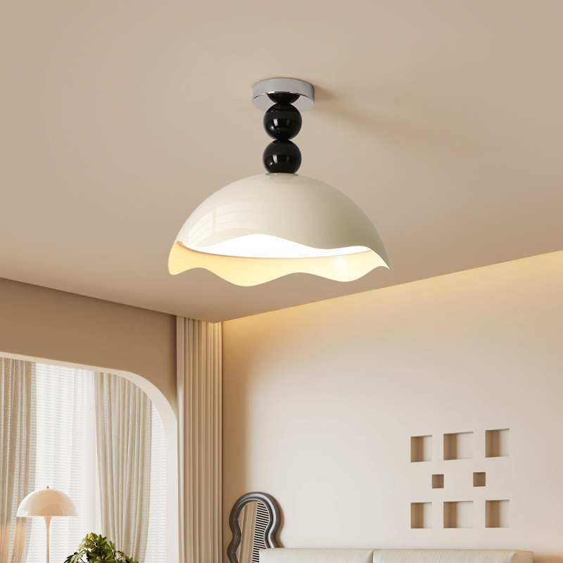 中古风蛋壳创意奶油卧室吸顶灯少女风ins孟菲斯高级感卧室房间灯