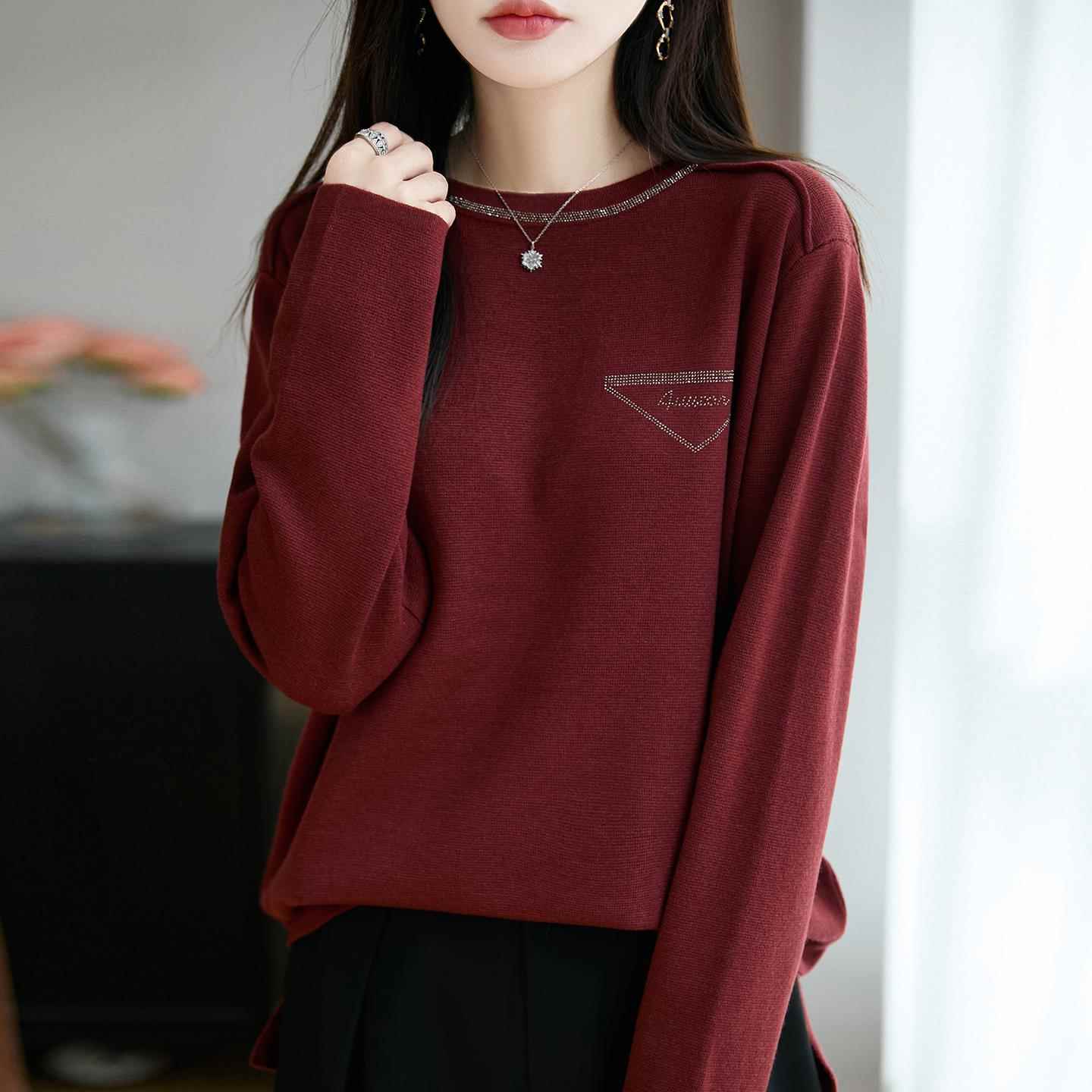 时尚烫钻中长款针织打底衫女2025新款洋气大码女装上衣秋冬毛衣