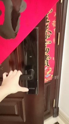鹿客classic 2s全自动家用智能锁怎么样？被忽然给好评后，发现后悔了？