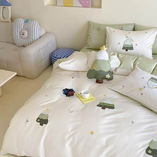 清CGL102-N卡通新100s长绒棉四件套全棉小布绣被套纯棉床单贴床上