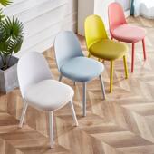 小户型餐椅家用奶ins书桌梳妆椅北欧现代塑油料H 606风靠背奶茶店
