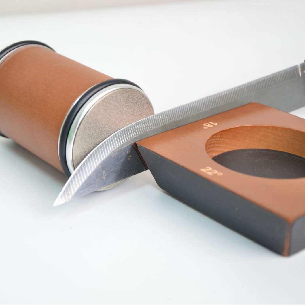 Rolling Knife Sharpener滚动轮磨刀器圆柱四边磁吸滚动轮磨刀器
