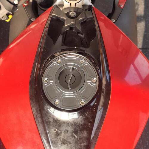 适用阿普利亚RS125/660/V4/GPR150/125/250改装铝合金快拆油箱盖