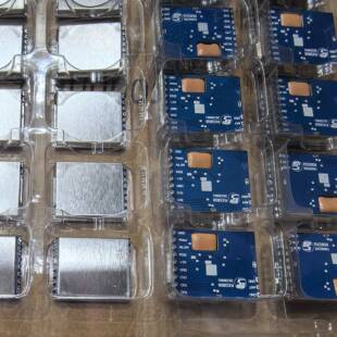 全新RX5808 4.9G 5.8G 6.0G 无线音视频接收模块 模块 SIP模式