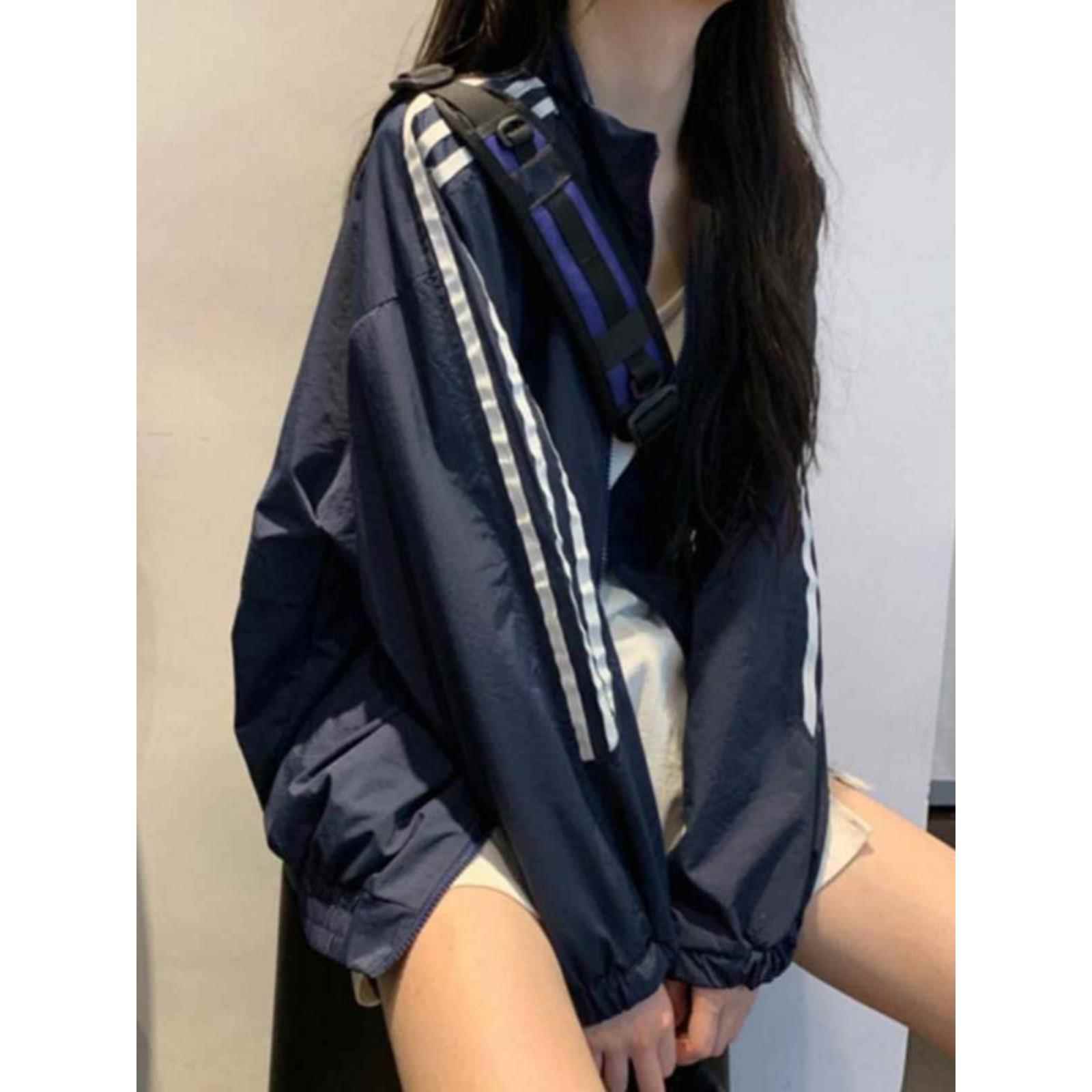运动风衣外套女春秋深圳欧货休闲运动服条纹撞色长袖棒球服冲锋衣