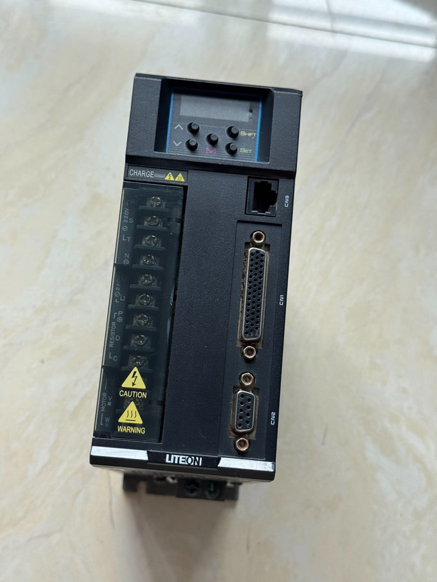 宝光伺服驱动器，