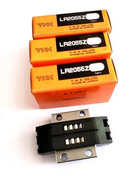 THK滚柱滚动块 LR1547Z LR2055Z LR2565Z LR3275Z LR4095 LR50130