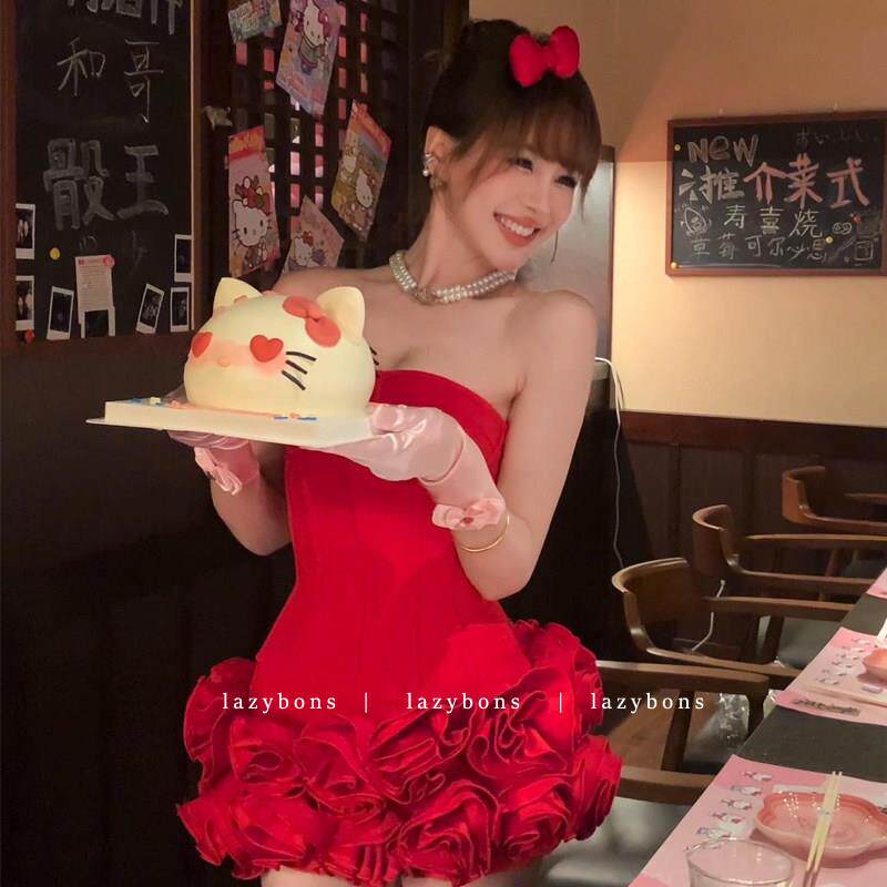 抹胸洋装女名媛高级感生日礼服裙重工立体玫瑰鱼骨收腰蓬蓬短裙