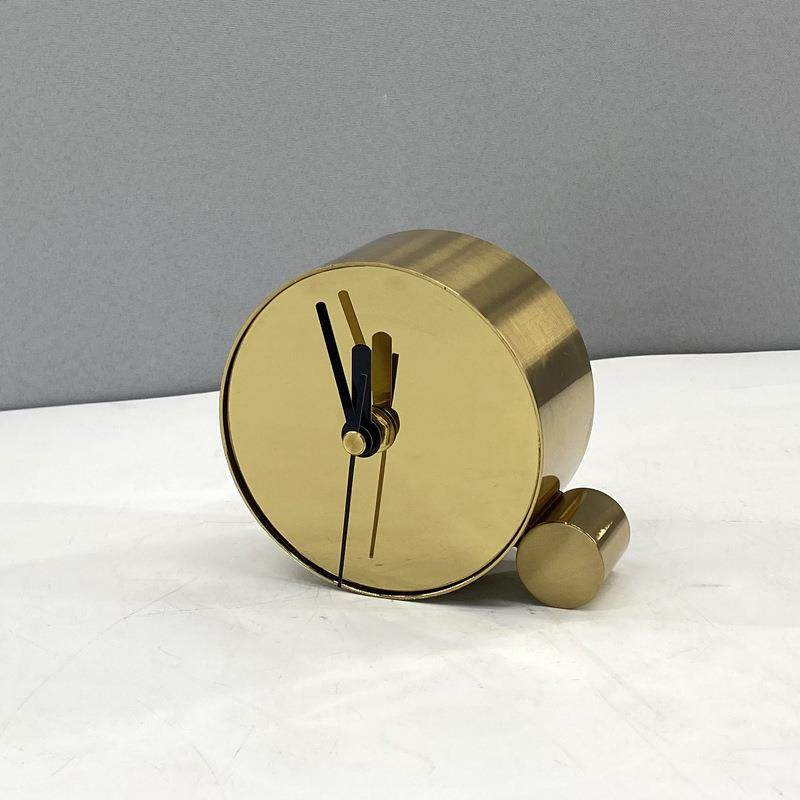 现代简约时钟摆件个性创意客厅座钟台式时钟书房桌面座式圆形摆钟