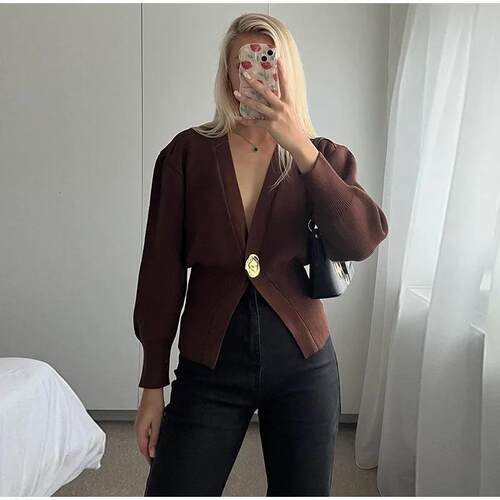 Women's Wear Minimalist Style Word Neck Knitted