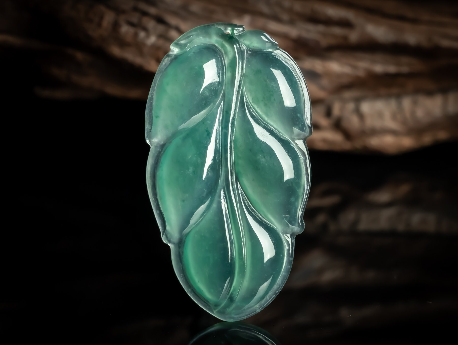 天然翡翠正品 水润冰蓝水满色精雕金枝玉叶吊坠 3.63g